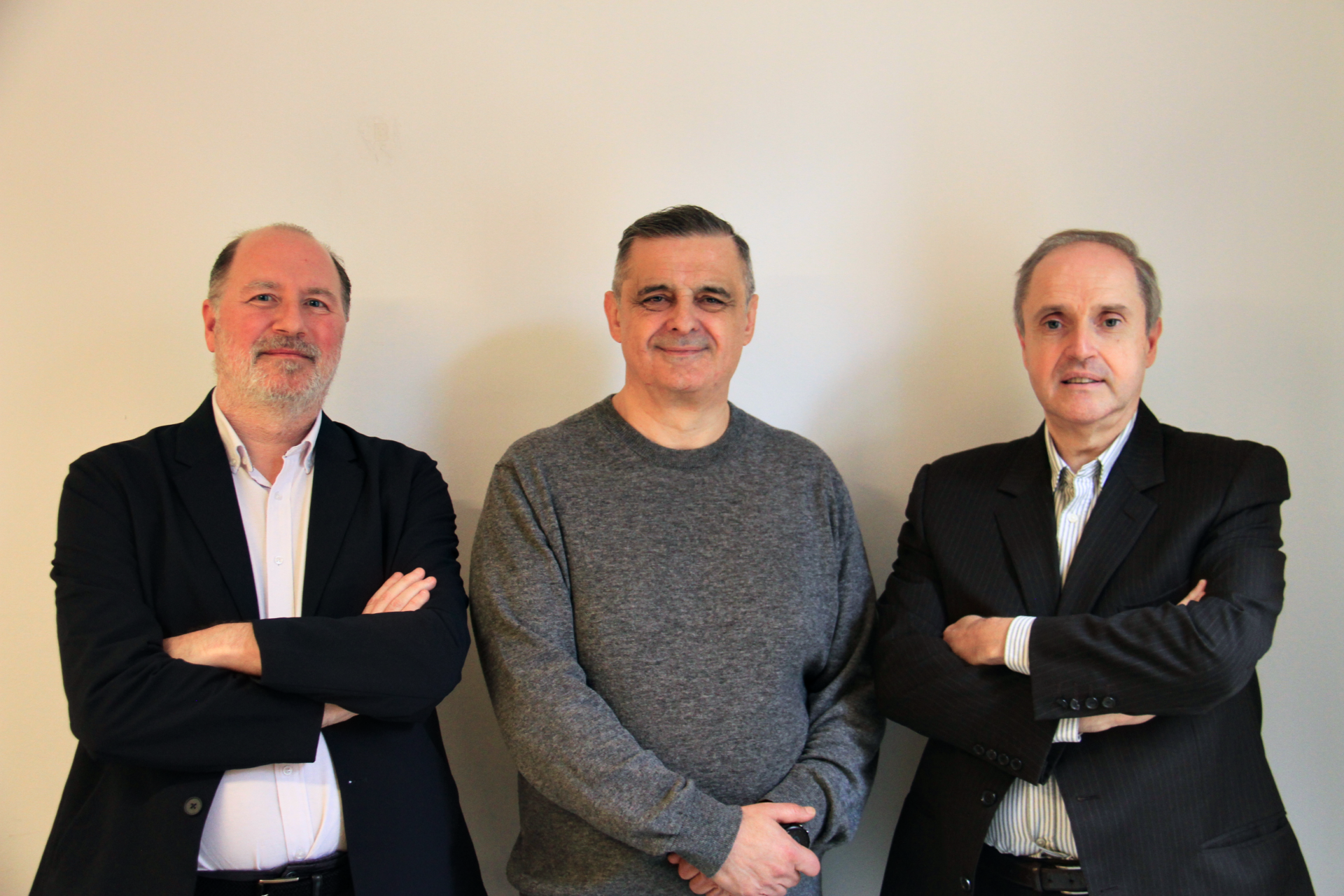 Gumer Claramunt, Jordi Carbonel y Javier Moreno posando juntos
